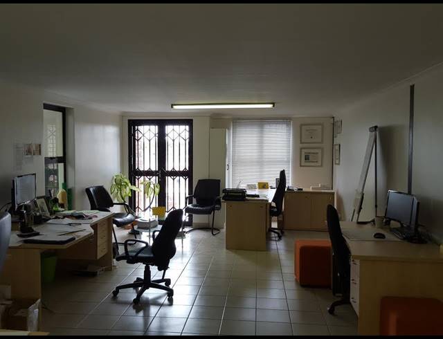 293M² FACTORY RENTED IN SAXON INDUSTRIAL